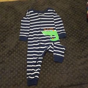 🐊Carter's Alligator Longsleeve 12 M Bodysuit